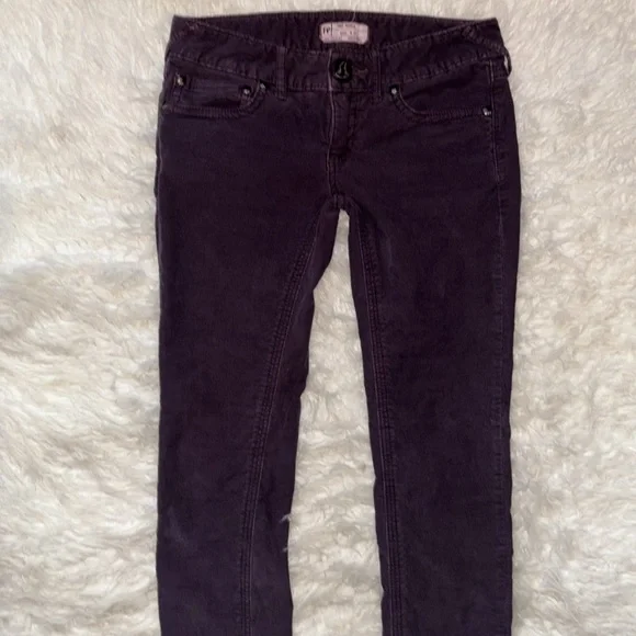 🕊️Free People Skinny Corduroy Pants, Size 27 - Picture 3 of 16